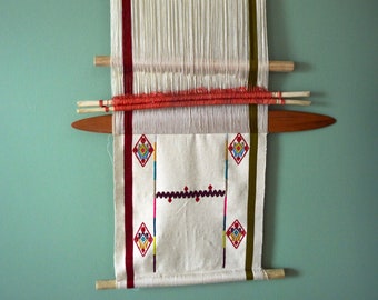 Mayan backstrap loom - handmade wall decoration from Mexico