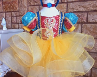 SNOW WHITE DRESS for baby. Snow White costume for Birthday.