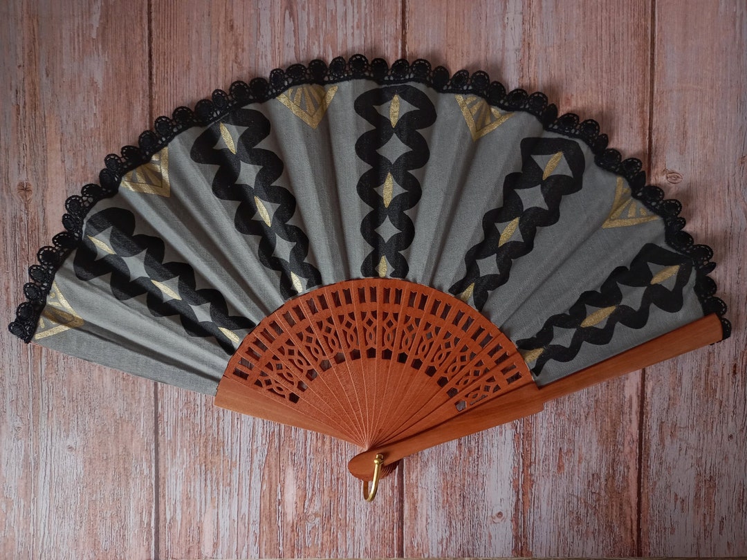 Éventail Décoratif En Résine - Blanc Et Doré Avec Motif Noir Et Paillettes, Neuf