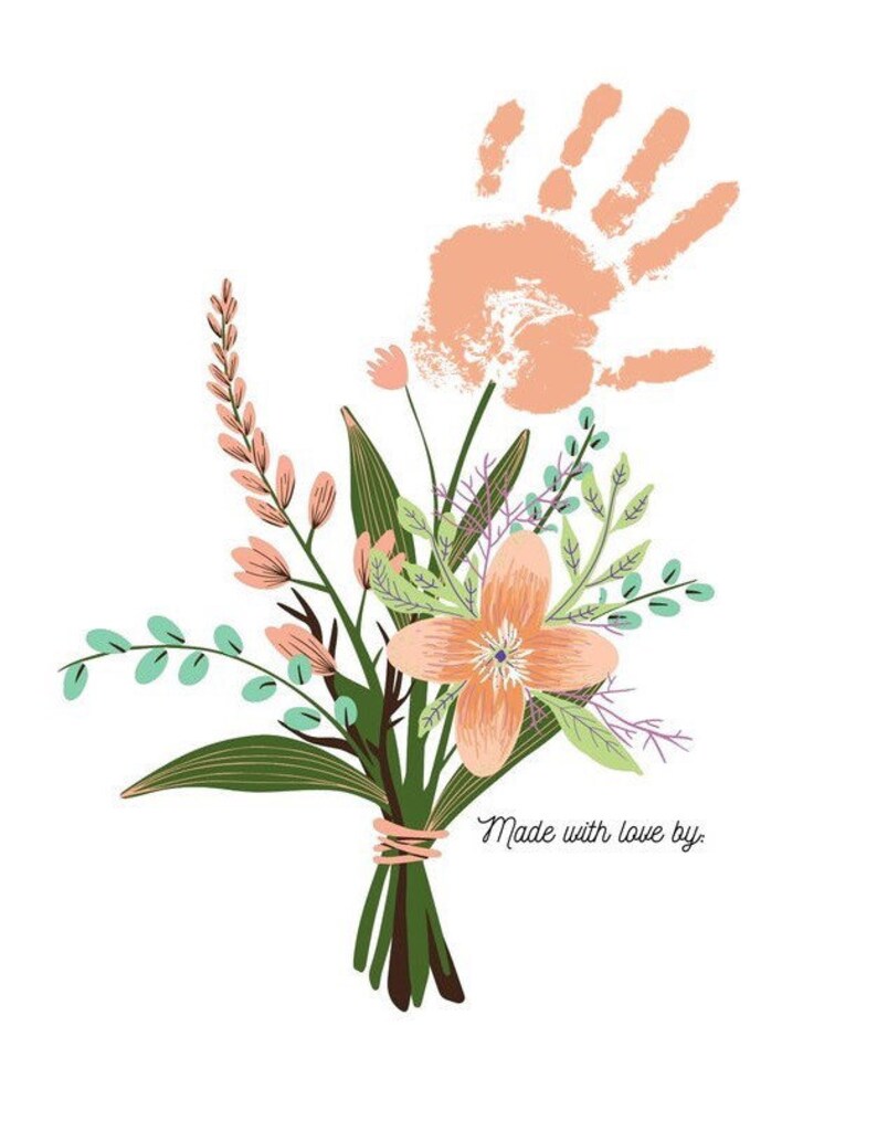 Puede incluir: Un ramo de flores con una huella de mano en el fondo. Las flores son rosas, verdes y blancas. El texto "Made with love by." est&aacute; en la parte inferior de la imagen.