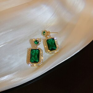 Emerald Cube Earrings and Necklace Set Emerald Green Jewellery Set ...