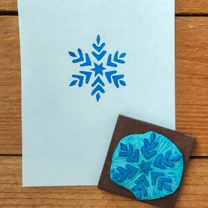 Snowflake hand carved rubber stamp for Christmas card, handmade stempel for Xmas