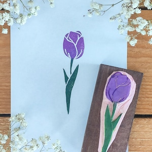 Tulpe handgeschnitzt Stempel, Wilde Blumen Siegel für Kartenmacher, Boho Hochzeit, Einladung Dekor, Papier Ornament, montessori florale Kunst