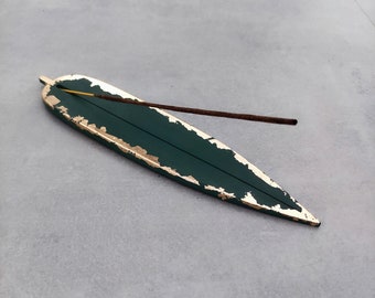 Incense holder | Jesmonite minimalist incense stick holder with gold flakes | Bamboo leaf golden incense burner | Long incense holder