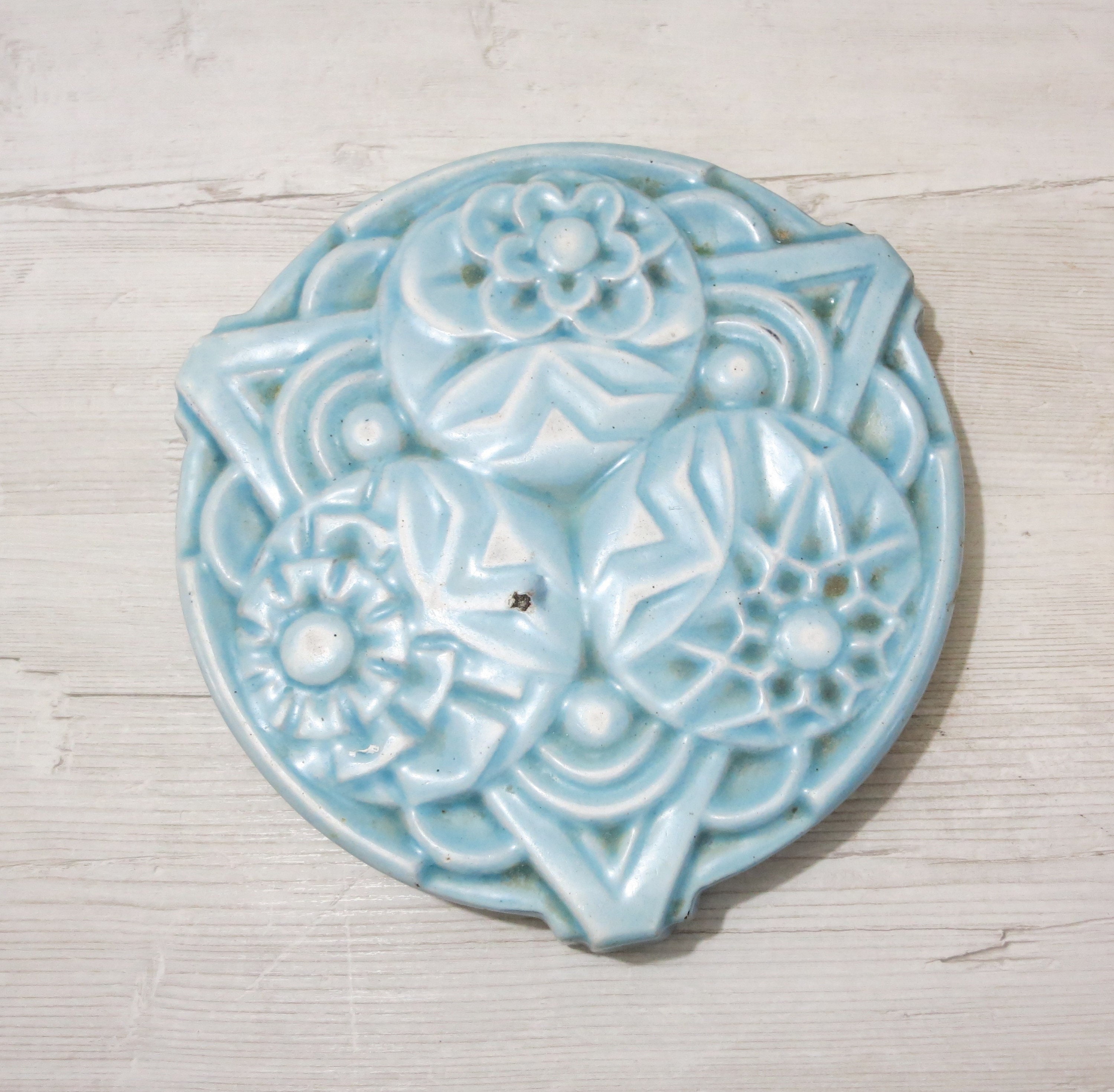 Dessous de Plat/ Trivet Art Deco en Fonte et Émail , d'origine France , Décoration Cuisine Porte-Pot