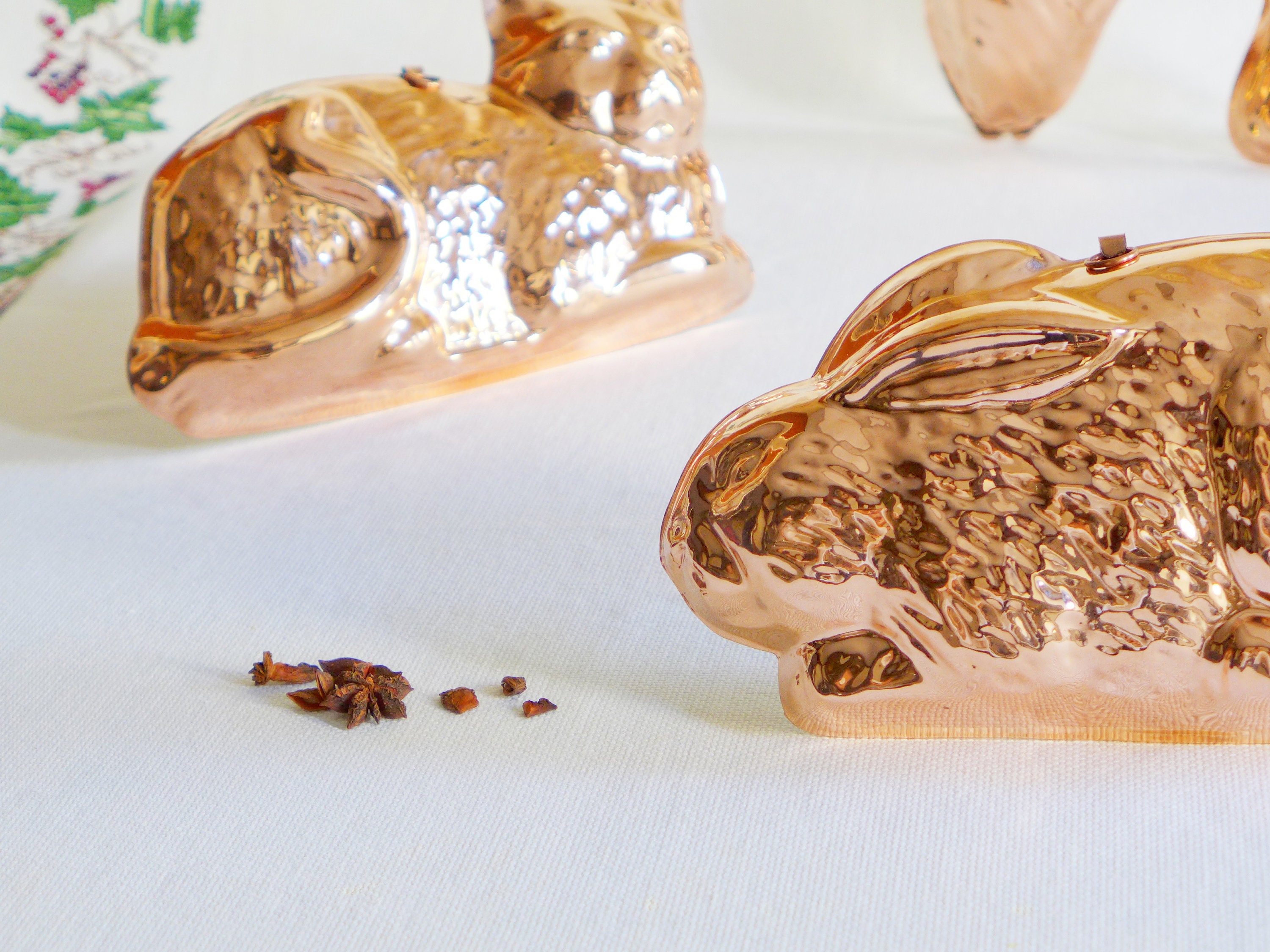 MIYABI copper MOLDS 限定 Solid Copper Bunny Cake Pan: Vintage Kitchen Decor - Etsy