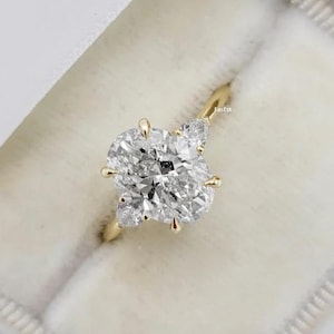 2ct Oval Cut Moissanite Ring, Oval Three Stone Ring, Vintage Ring, Engagement Ring, Anniversary Ring, Bridal Ring, Daily Ring, Gift For Her,