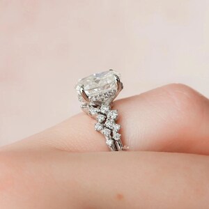 2 CT Oval Cut Moissanite Engagement Ring Set 14K Solid Gold Ring Set ...