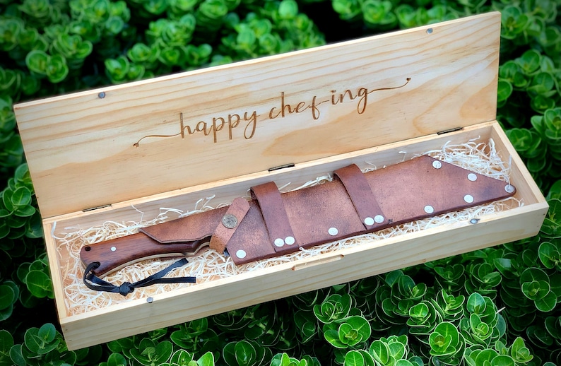 Viking Seax-kniv med läderöverdrag, handsmidd vass jaktkniv för camping, present till män/kvinnor på årsdagar, födelsedagar eller bröllop YES