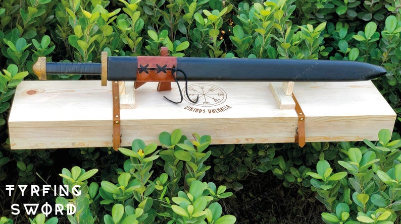 Functional sharp Hand Forged Viking Sword with Personalized engraved wooden box Birthday gift for Men or Women, Wedding Anniversary Gift zdjęcie 5