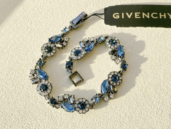 Givenchy crystal shop flex bracelet