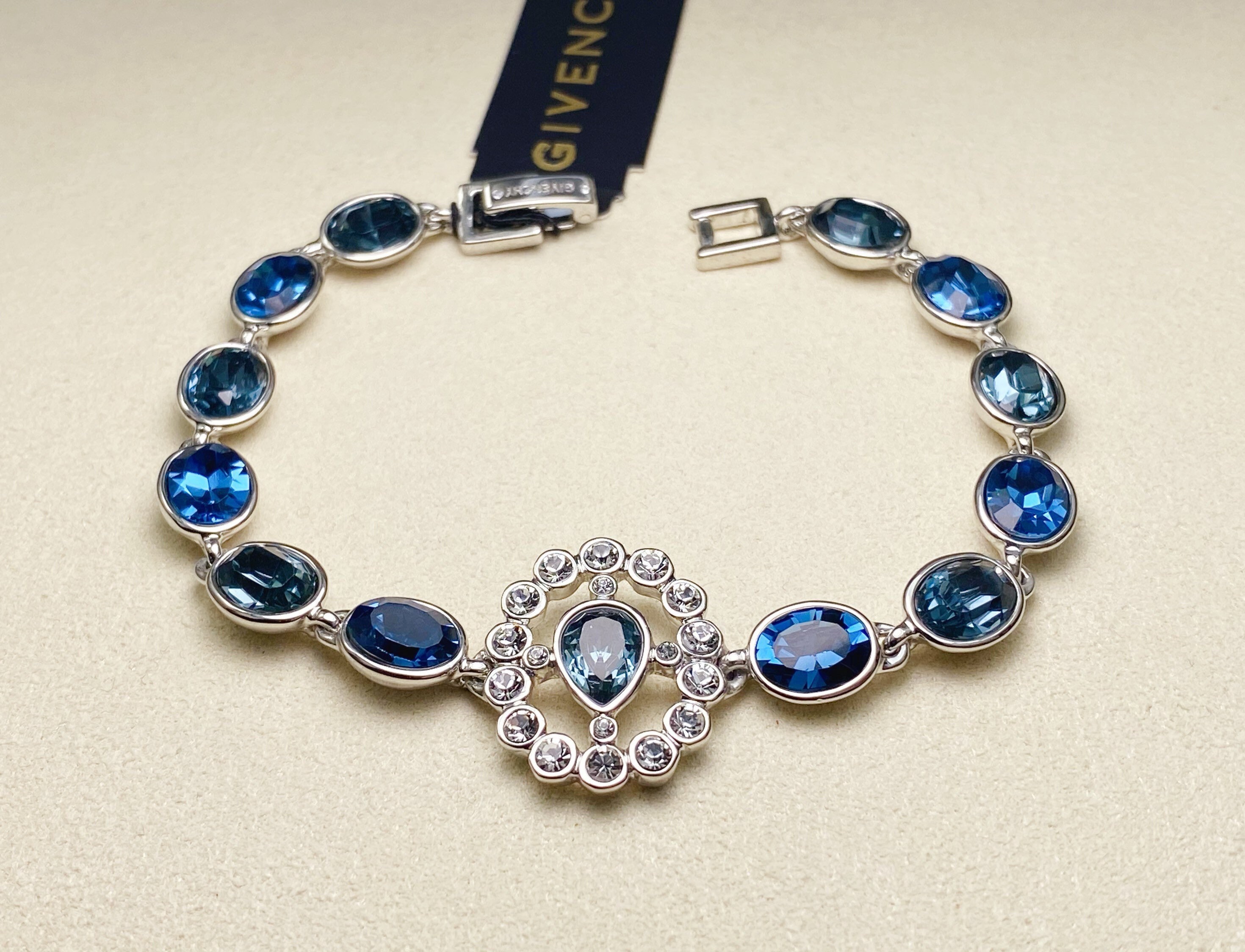 【最終値下げ】Givenchy Crystal Flex ブレスレット GIVENCHY ジバンシィ Silk Crystal Flex Bracelet ブレスレット