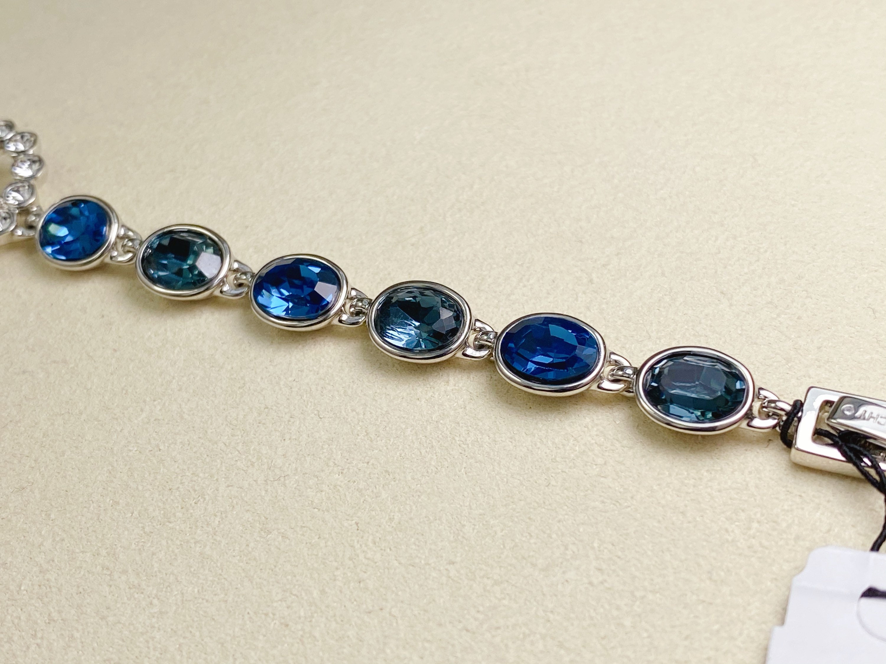 Vintage Givenchy Crystal & Stone Flex Bracelet(blue2881