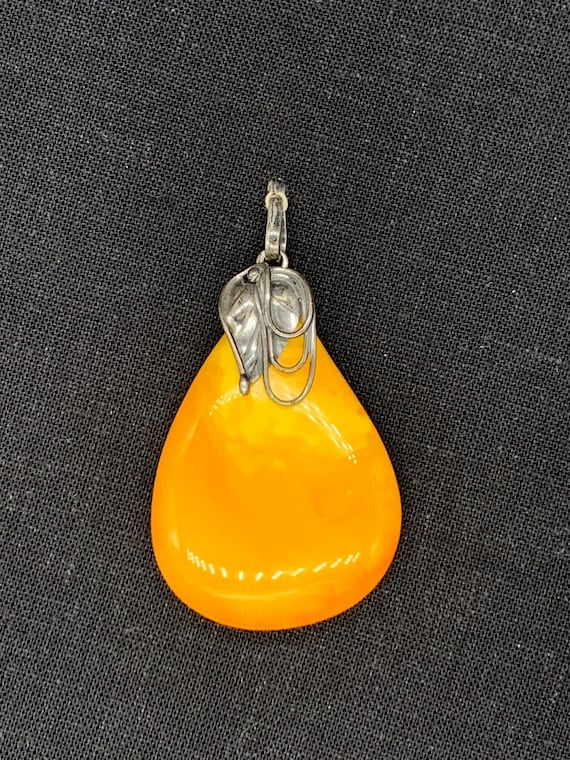 Butterscotch Baltic Amber Pendant