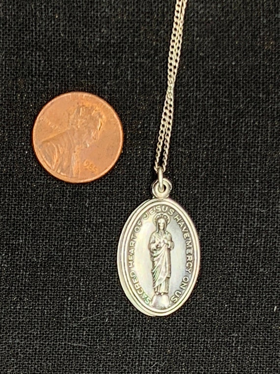 Sterling, Oval Sacred Heart of Jesus Medal - Gem