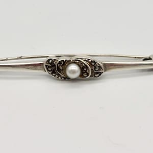 Sterling Bar Pin with Marcasites and Pearl