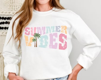 Retro Hello Summer Sweatshirt: Trendy Beach Holiday Sweater