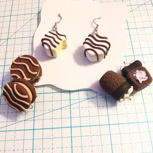 Snack Cake Earrings, polymerclay