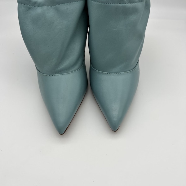 Yevrah Designer Diver Pale Leather Blue Mule Heel HANDMADE in Brazil Size 42 & 41.5