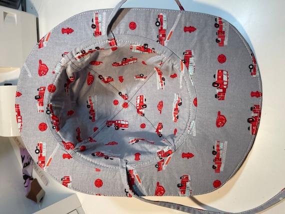 GIORNATA DEI CALZINI SPAIATI- UN MERAVIGLIOSO PORTACHIAVI Per Celebrare L'unicità