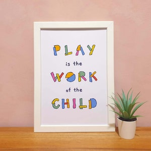 Descarga digital, El juego es obra del niño, póster Montessori, arte mural, impresión para educación en el hogar, arte imprimible para sala de juegos, impresión mural para niños