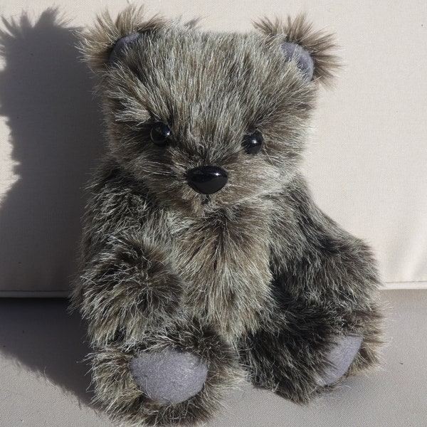 ours " Grisou" en peluche de collection