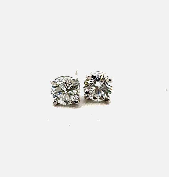14K White Gold Diamond 0.86ct Stud Earrings - image 4