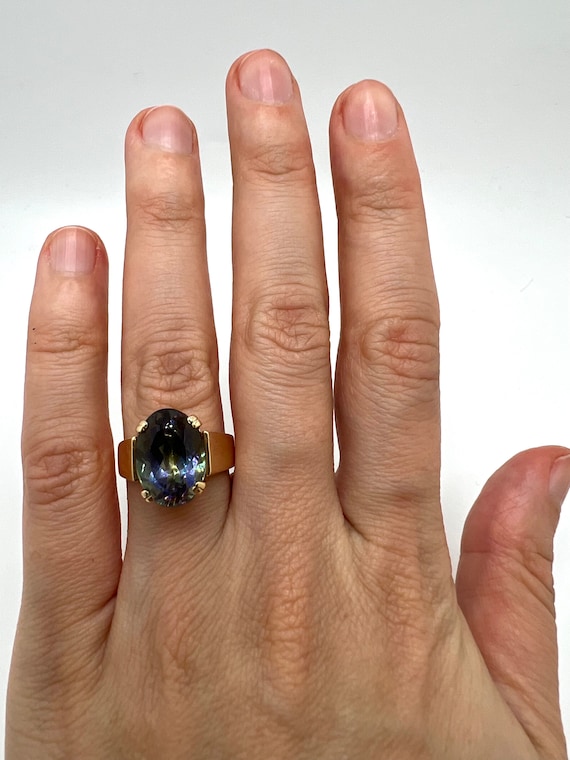 14K Yellow Gold Synthetic Alexandrite Cocktail Ri… - image 3