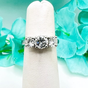14K White Gold Diamond 1.20ct Engagement Ring Size 4.75