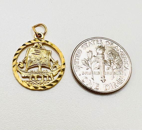 14K Yellow Gold Sailboat Round Charm Pendant - image 5