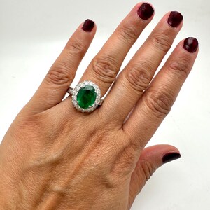 Vintage 14K White Gold Diamond 4.00ct Emerald Oval Shape Ring Size 6.75