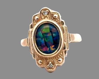 Art Deco Vintage Oval Opal Ring Size 6.5 in 14K Yellow Gold