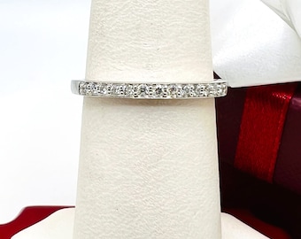 14K White Gold Diamond 0.15ct Band Ring Size 6.75