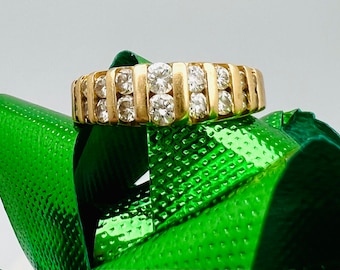 Vintage 14K Yellow Gold Diamond Ring Size 5.25