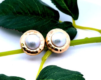 Orecchini posteriori Omega con perla vintage in oro giallo 14 carati