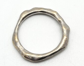 Handmade 18K White Gold Ring size 6.75