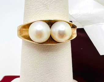Anillo de perlas de oro amarillo de 10 quilates, tamaño 6.25