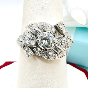 Vintage 14K White Gold Diamond 1.50ct Art Deco Floral Cocktail Ring Size 8.25