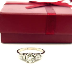Vintage 18K White Gold Diamond 0.60ct Engagement Ring Size 7