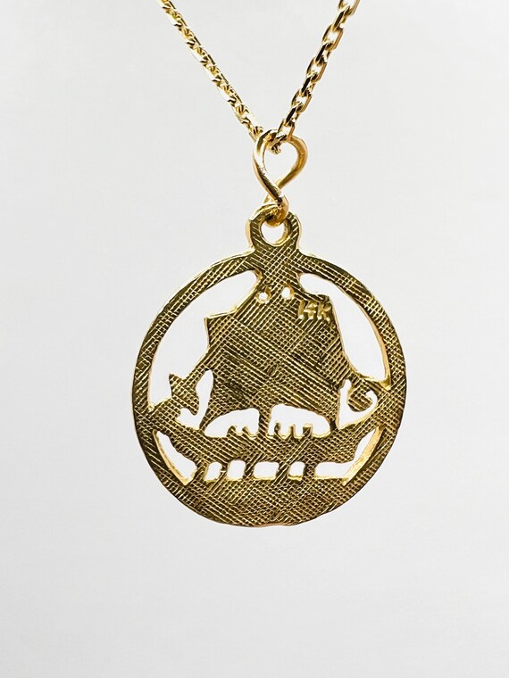 14K Yellow Gold Sailboat Round Charm Pendant - image 4