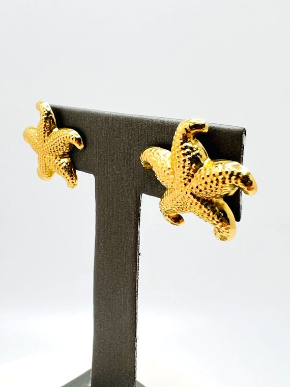 14K Yellow Gold Star Fish Earrings