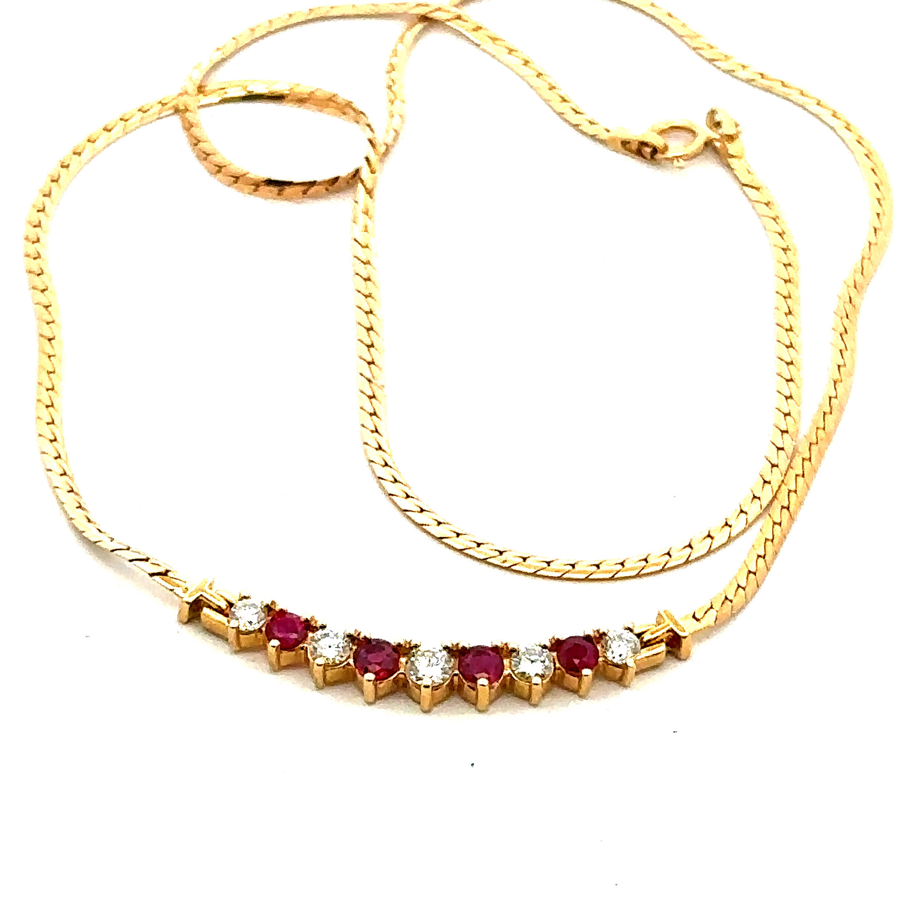 Collier Or Jaune 18 Carats Avec Diamants Et Rubis - 0.30ct Diamants, 0.50ct Rubis, Poids 3.85g, Neuf Sans Boîte