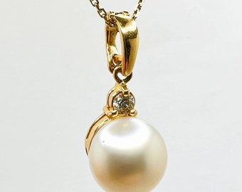 14K Yellow Gold Diamond 0.10ct Pearl Charm Pendant