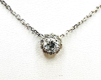 Beautiful 18K White Gold Diamond 0.50ct Floral Halo Necklace Pendant