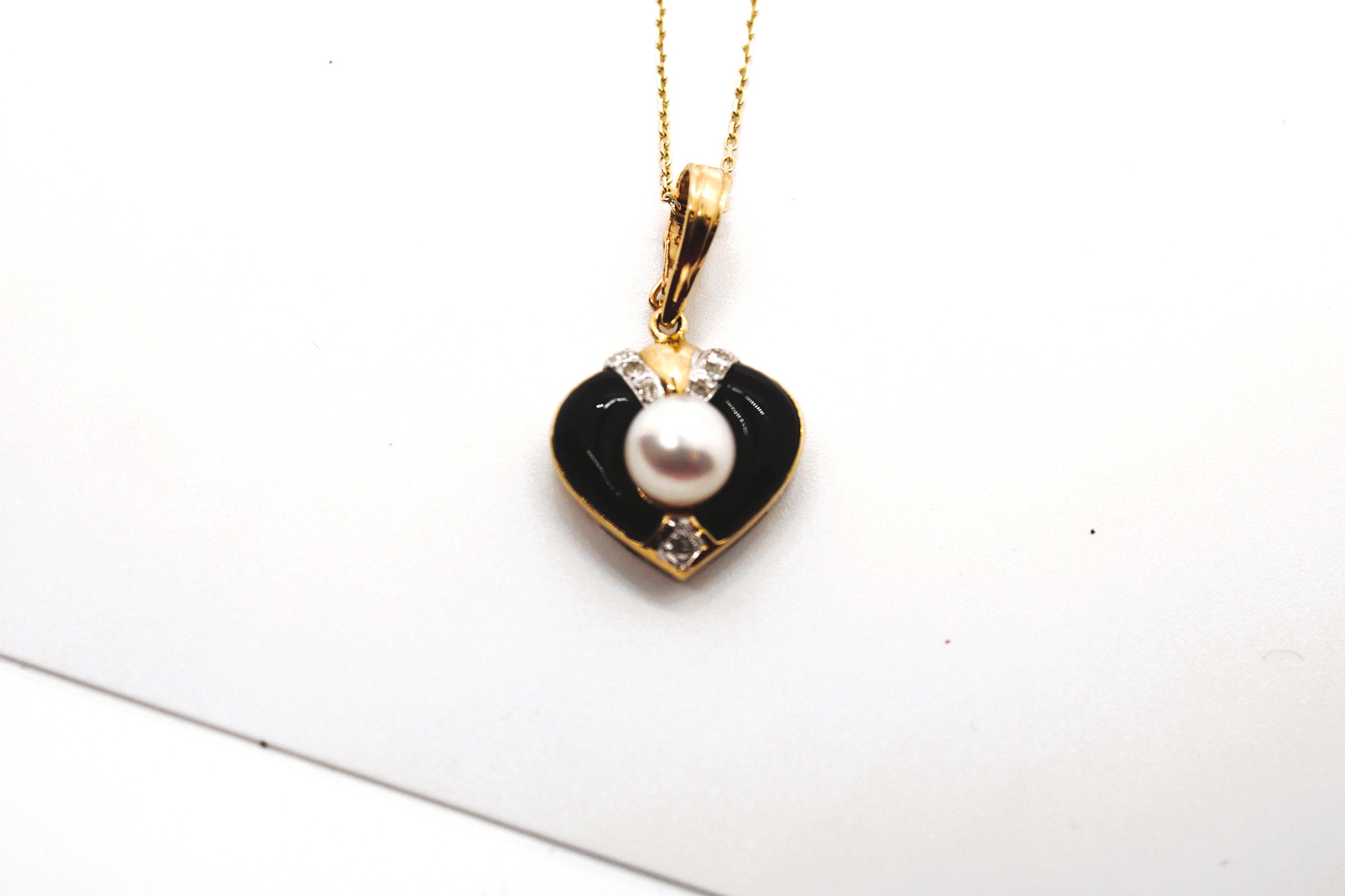 14K Yellow Gold Pearl & Diamond Heart Pendant - Etsy