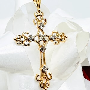 14K Yellow Gold Diamond 0.34ct Cross Pendant Necklace