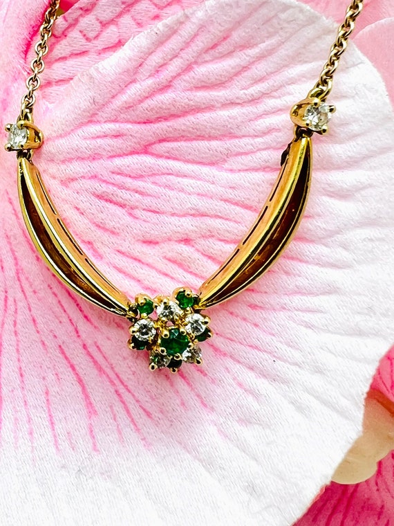 14K Yellow Gold Emerald Floral Necklace