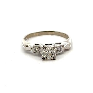 Vintage 14K White Gold Diamond 0.60ct Engagement Ring Size Approximately 7.30