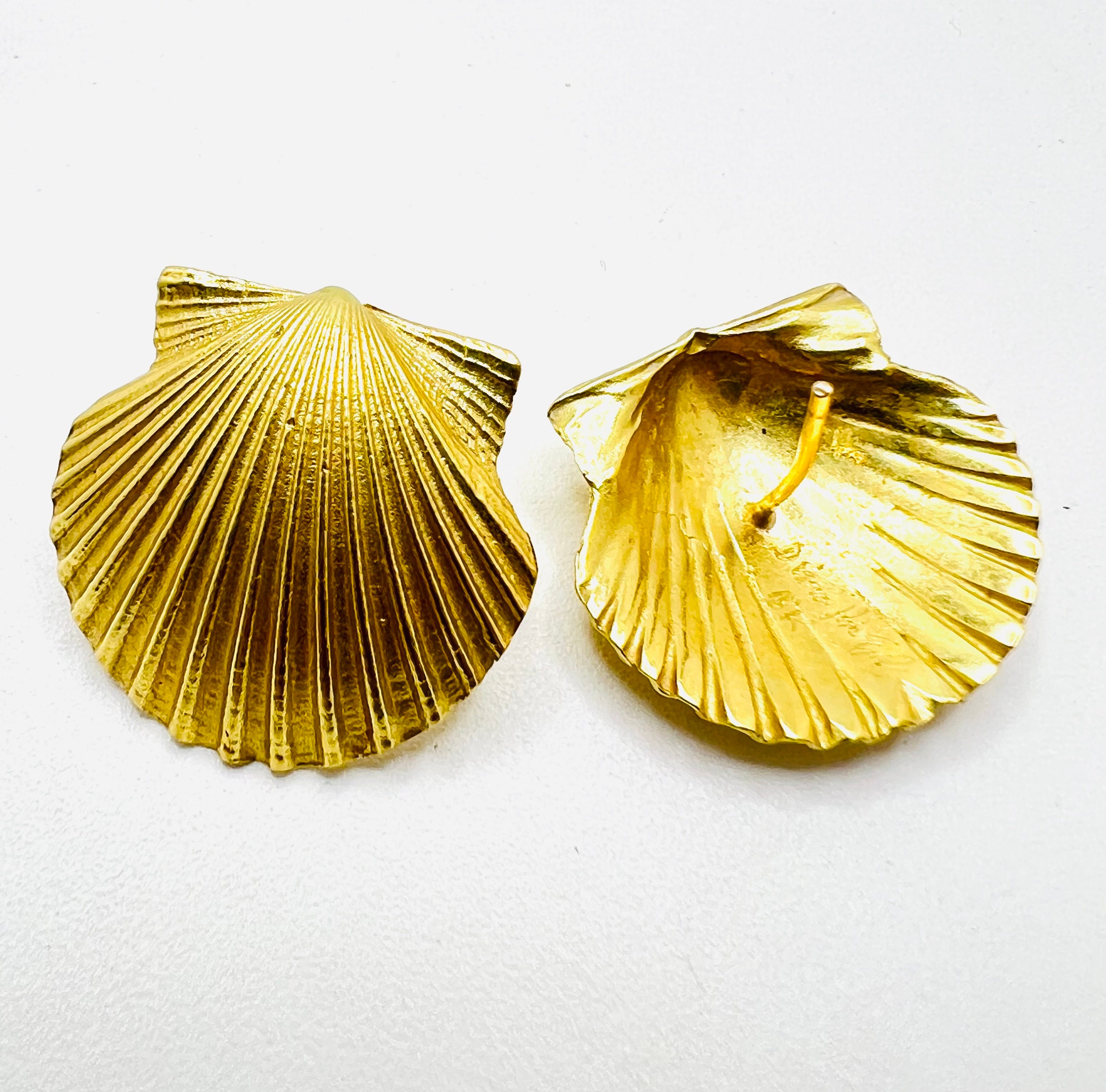 Vintage 18K Yellow Gold Seashell Shape Classy Earrings - Etsy Australia