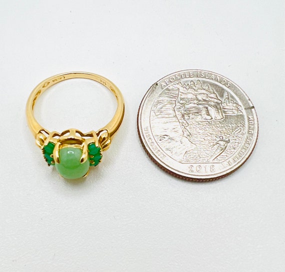 14K Yellow Gold Jade Floral Ring Size 5.75 - image 4